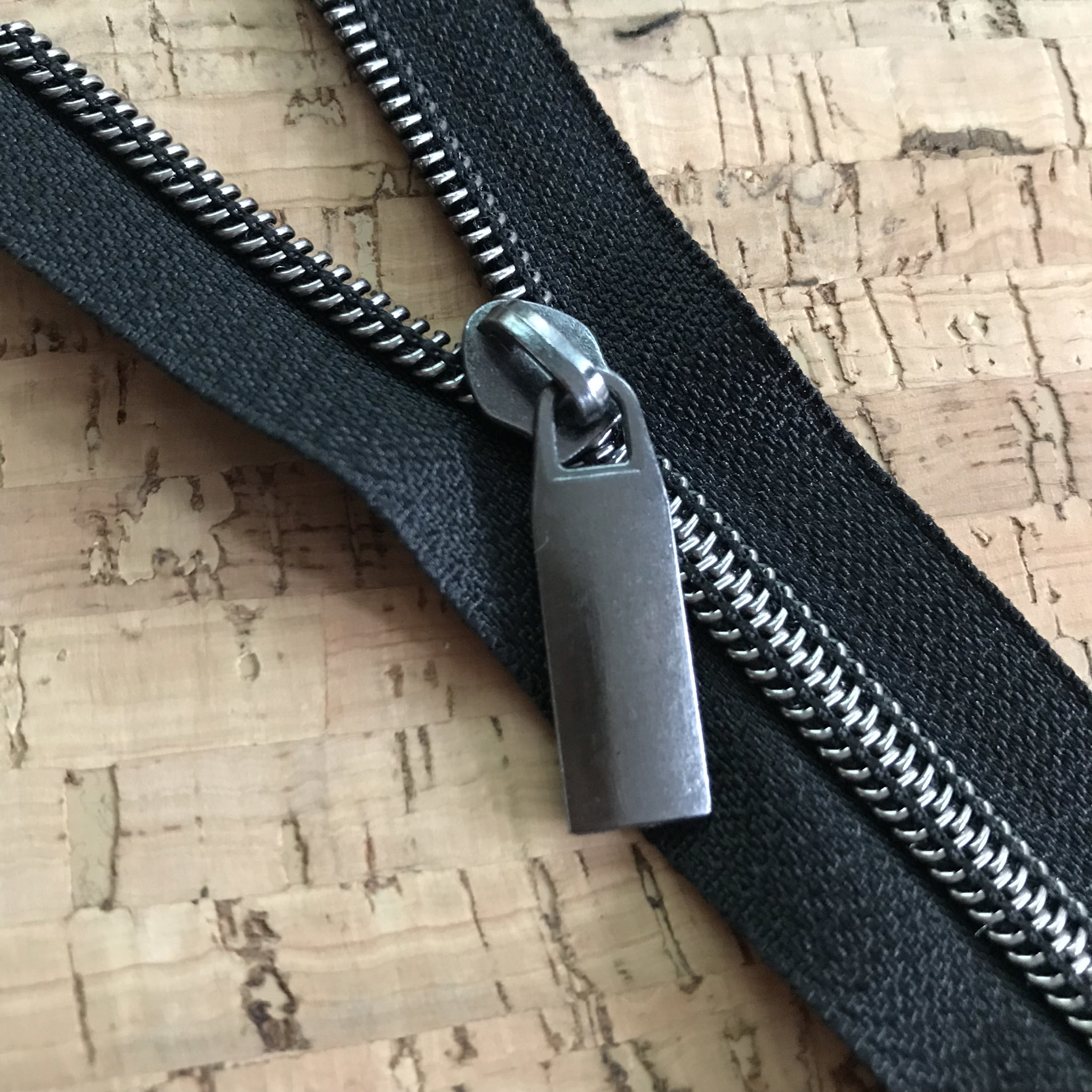Zippers by the Yard Emerald — Fab Fabrics